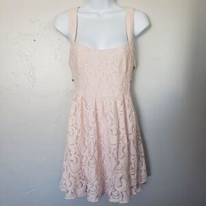 Free People Size 4 Turn Back Time Light Pink Lace Mini Dress Back Cut Out Plunge